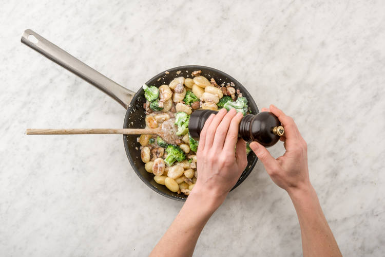 Cook gnocchi.