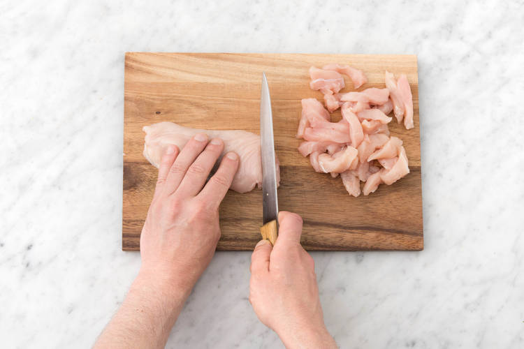 Thinly slice the chicken