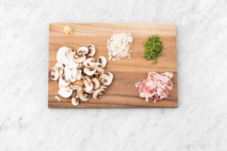 Prepare veggies.