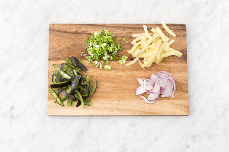 Prepare veggies.