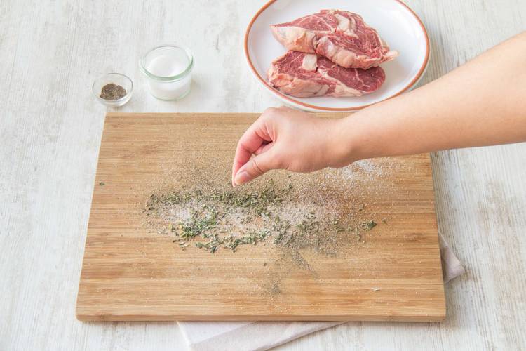 Prepare the herb mixture