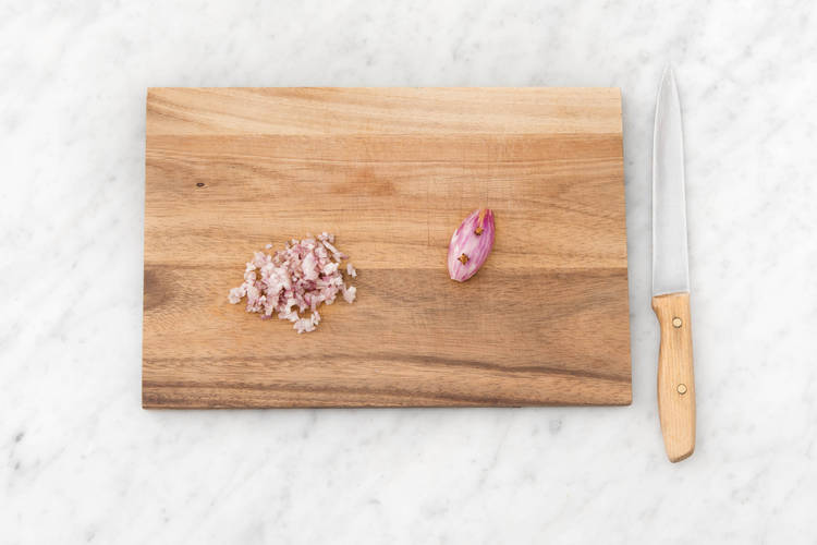 Prepare veggies.