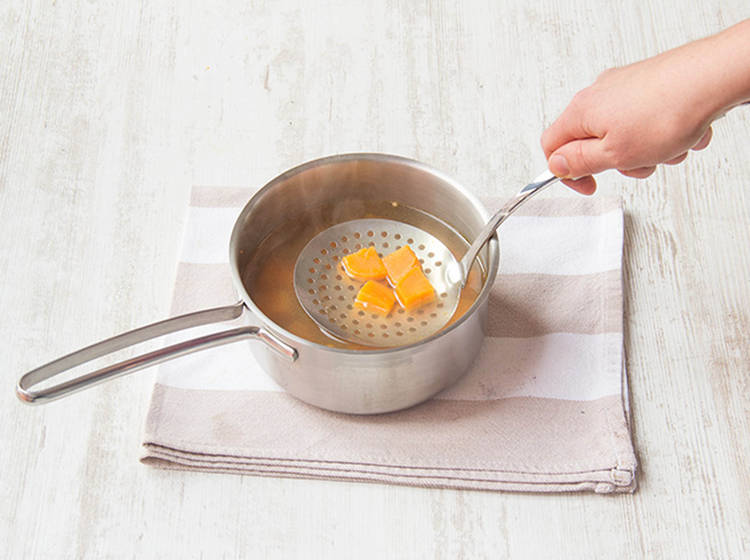 Boil sweet potato.
