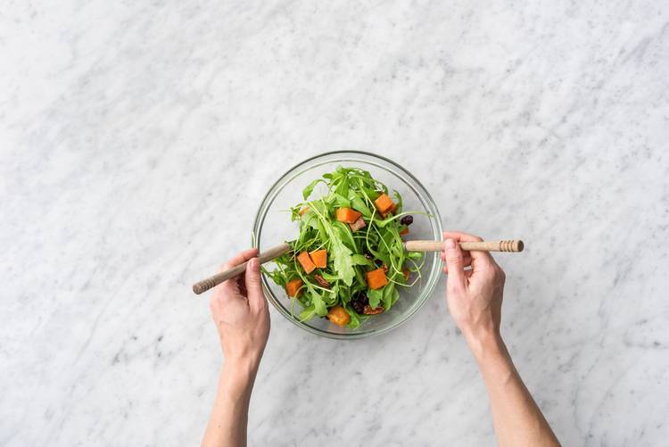 Toss salad