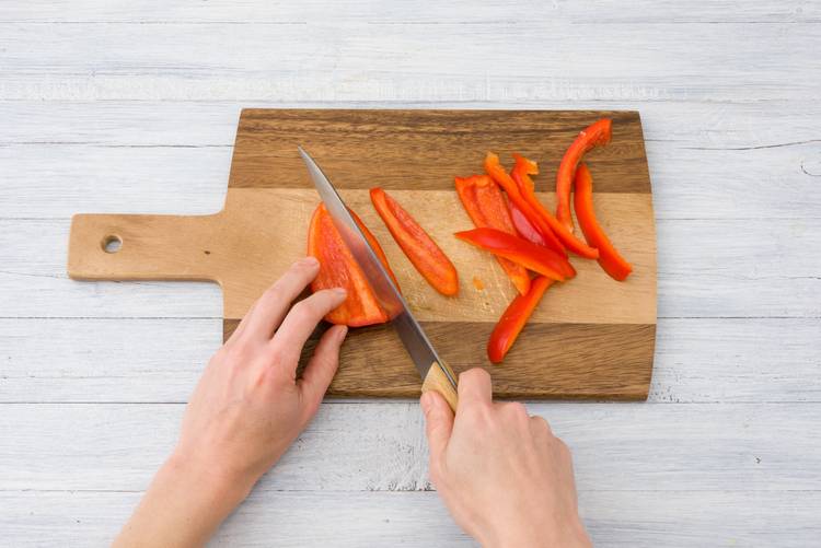 Slice the pepper