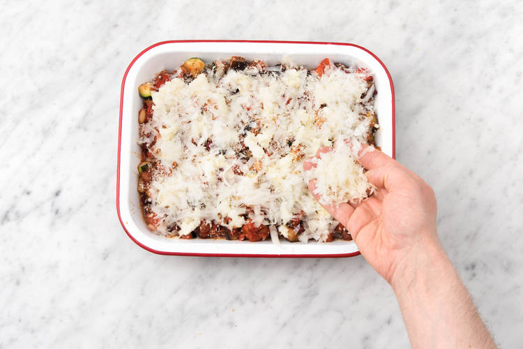 Sprinkle over crumb.
