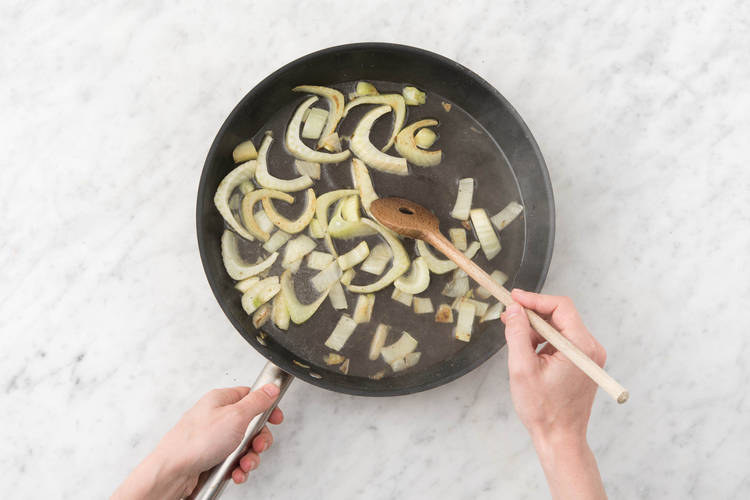 Cook fennel.