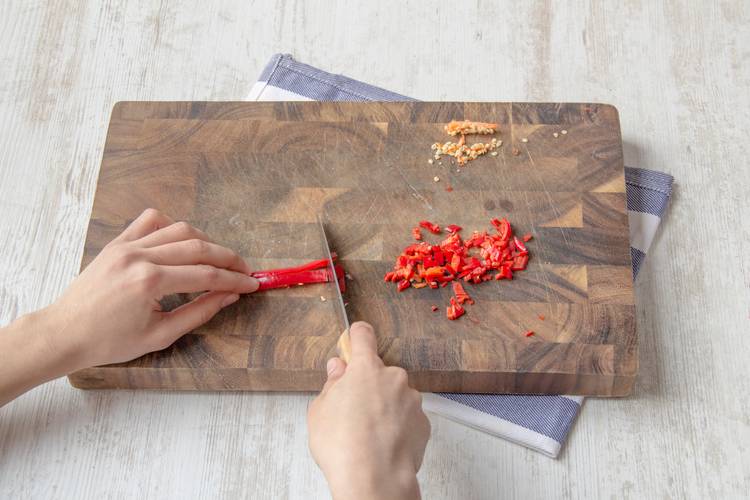 Finely chop the chili