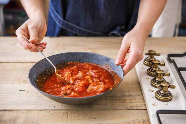 Make sauce