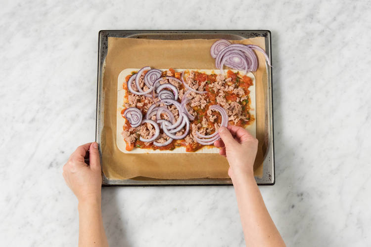 Flammkuchen belegen