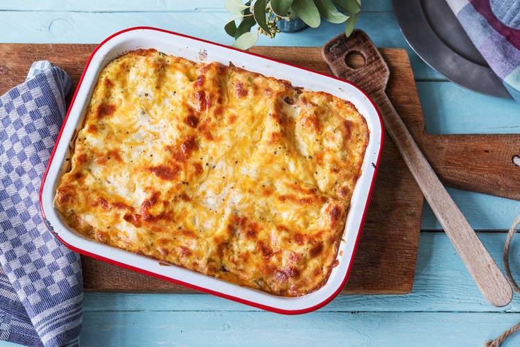 BAKE THE LASAGNE