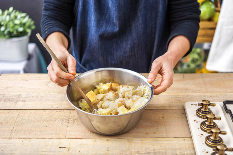Make the Croutons
