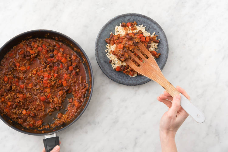 Serveer met de chili