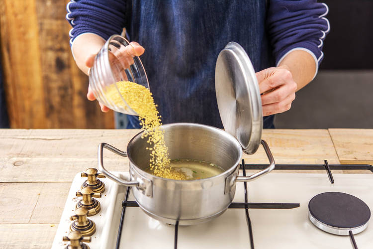 Soak the bulgur