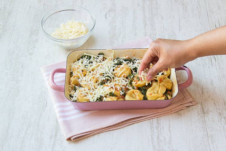 Assemble the tortellini gratin