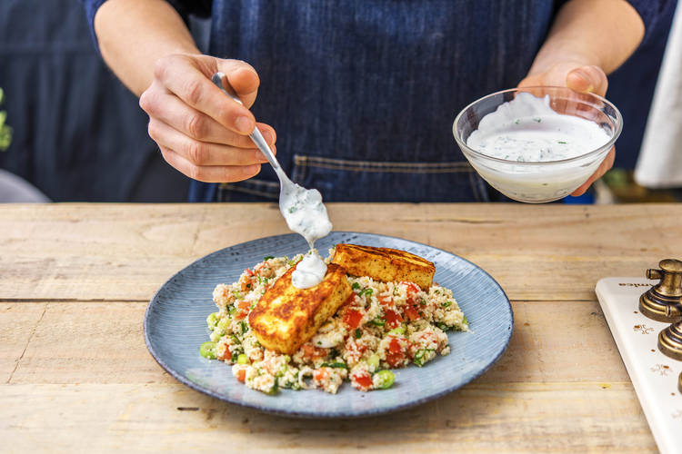 Mix the tabbouleh