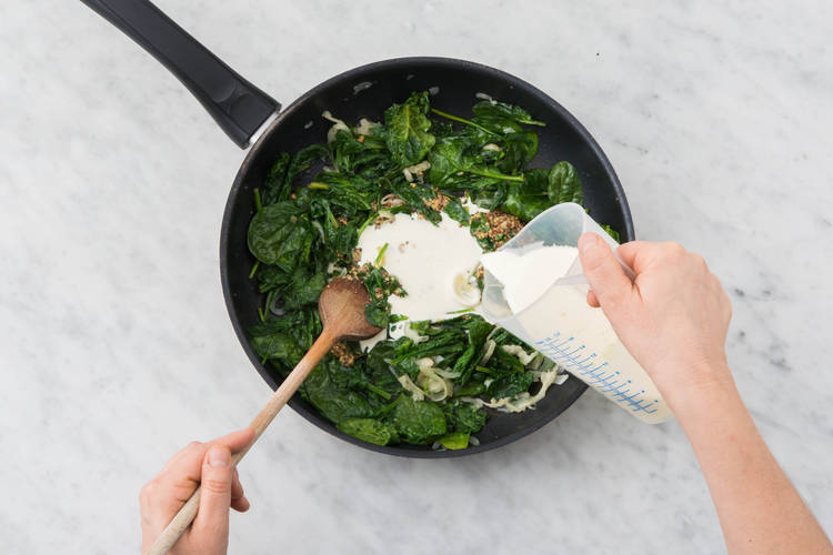 MAKE THE CREAMY SAUCE