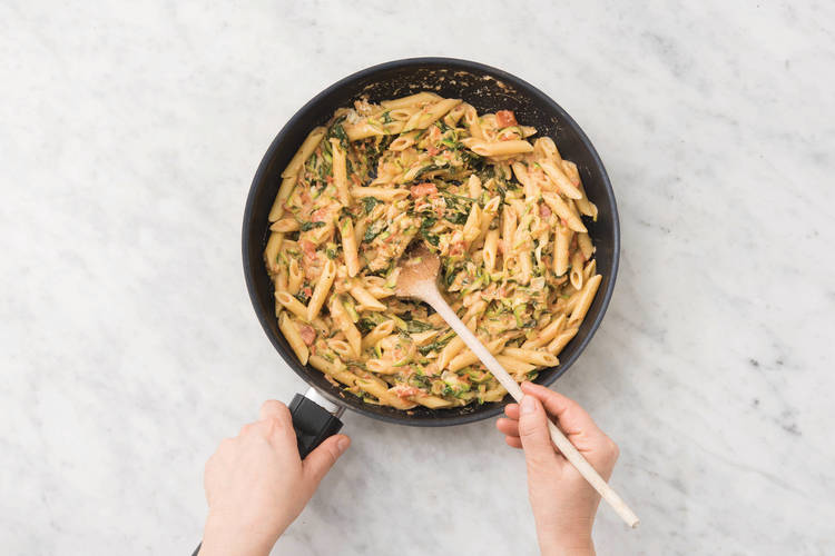 COMBINE THE PASTA & SAUCE