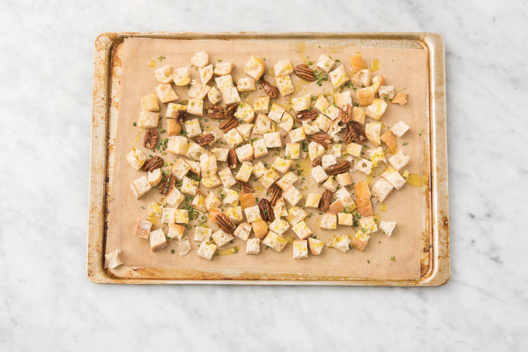 BAKE THE CROUTONS