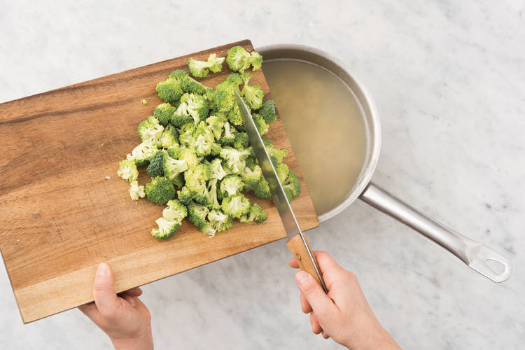 COOK THE RIGATONI & BROCCOLI