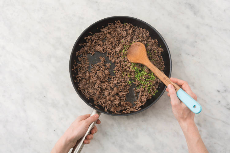 COOK THE BEEF MINCE
