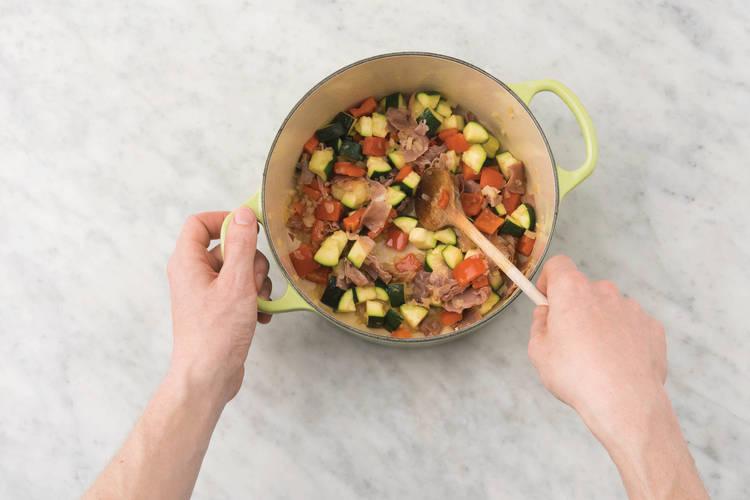 COOK THE INGREDIENTS