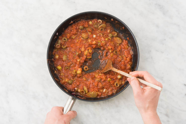 Simmer caponata