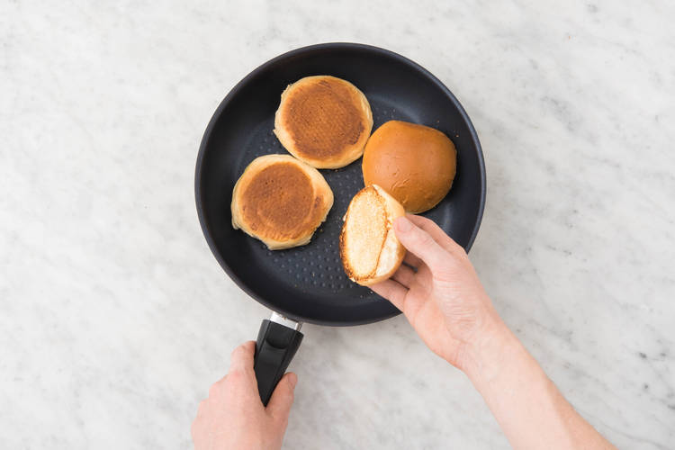 BRÖTCHEN Rösten
