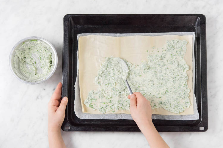 flammkuchen bestreichen