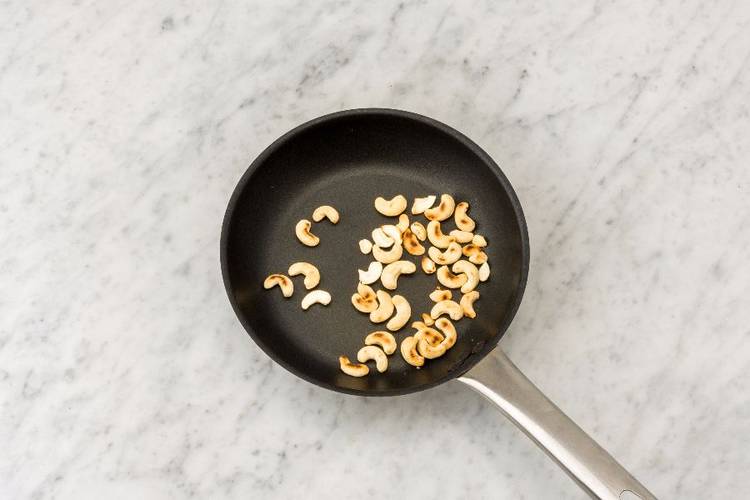 Toast Cashews