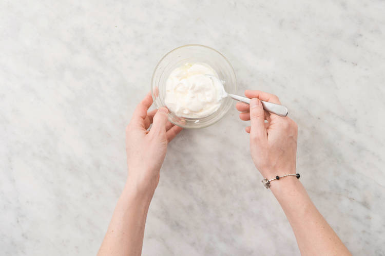 Make the lemon Yoghurt