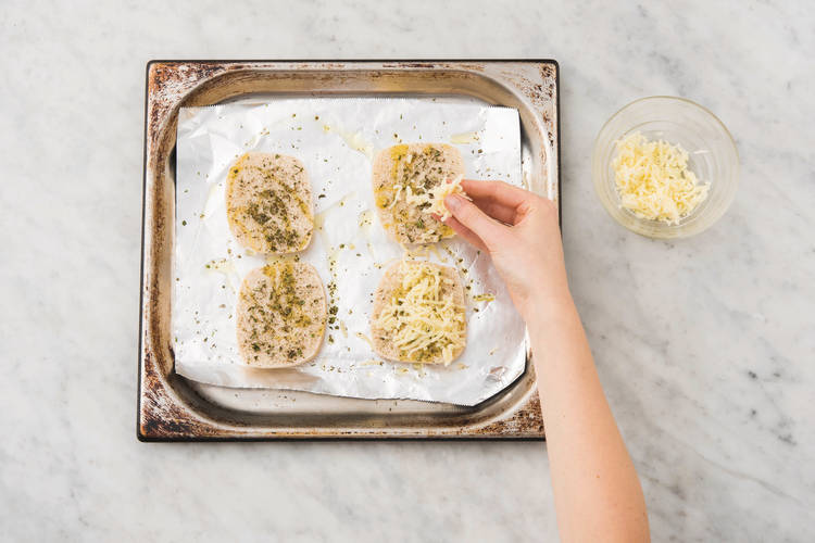 Make the cheddar toasties
