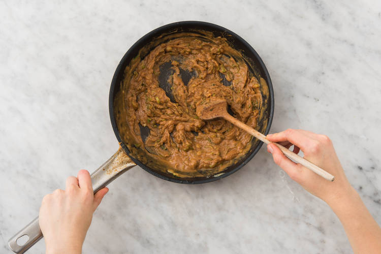 Make Peanut Sauce