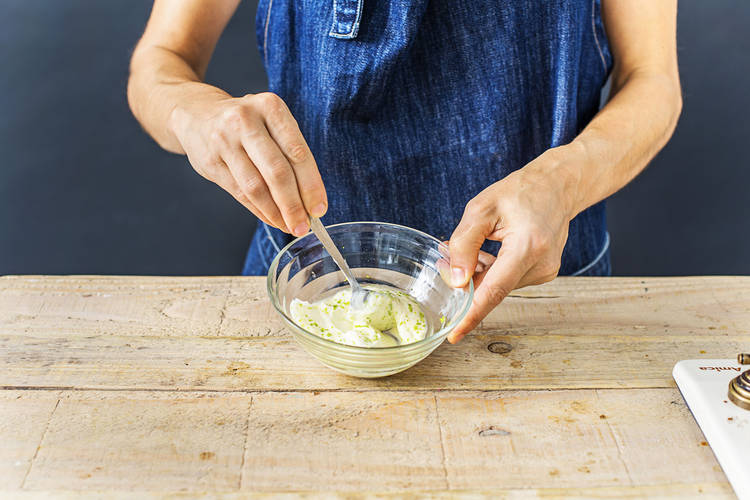 Make the Zesty Cream
