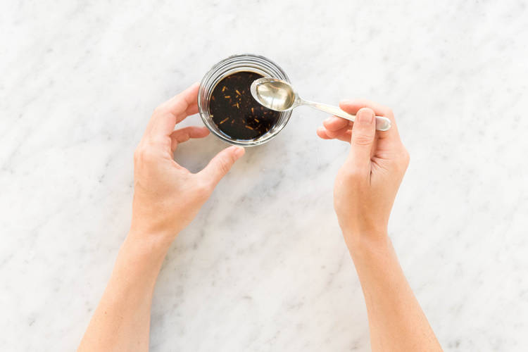 TERIYAKISOßE ZUBEREITEN