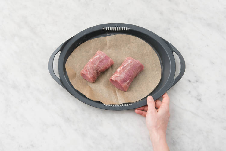 SCHWEINEFILETS VORBEREITEN