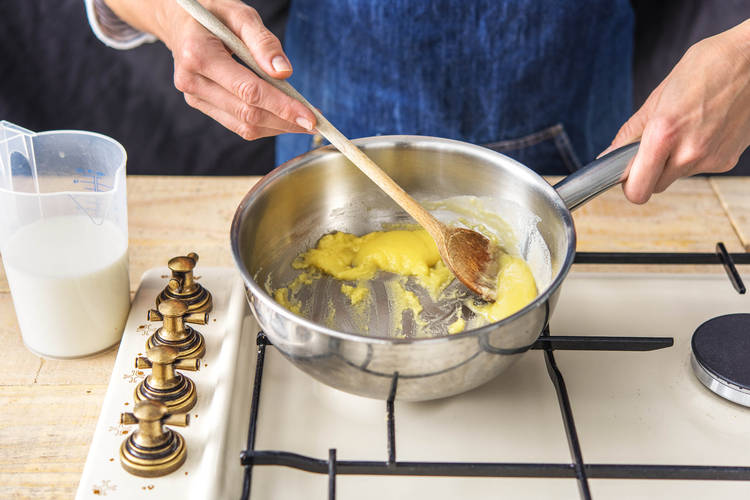Make the Bechamel