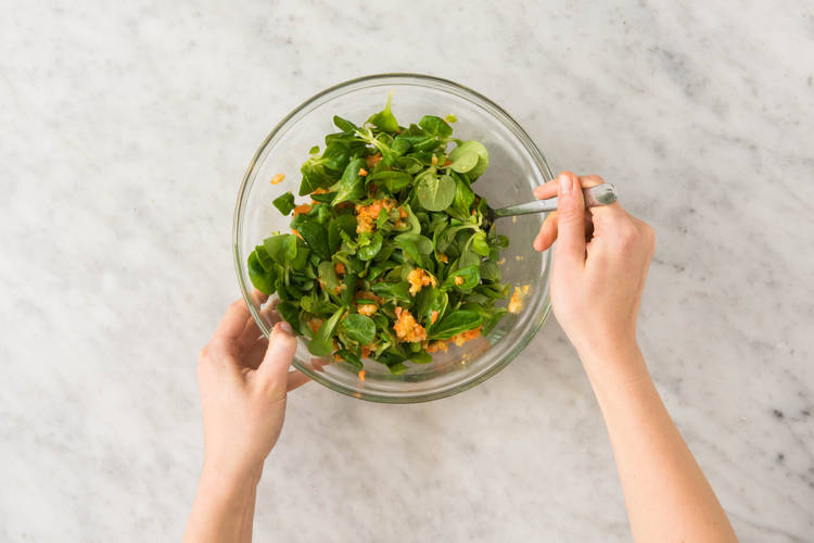 SALAT FERTIG STELLEN