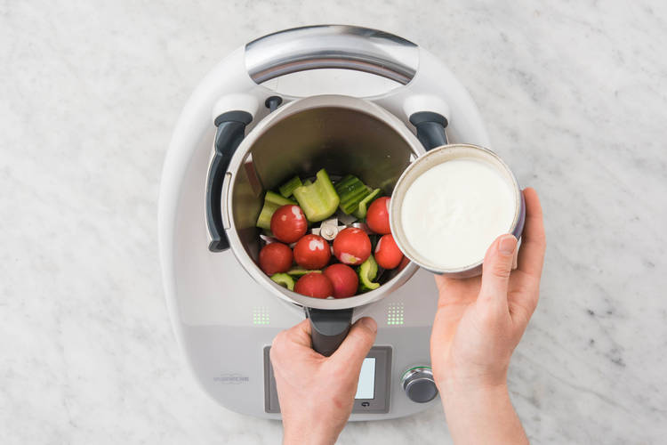 salatzutaten zerkleinern