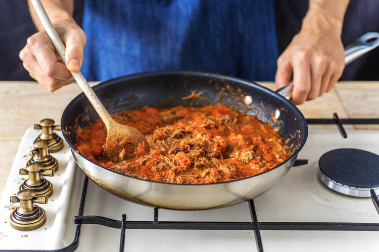 Simmer the Ragu